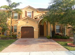 15272 SW 9th Way, Miami, FL 33194