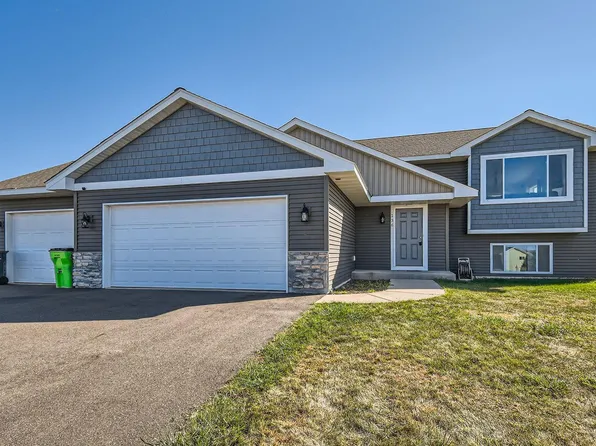 136 Wheat Field Ln, New Richmond, WI 54017