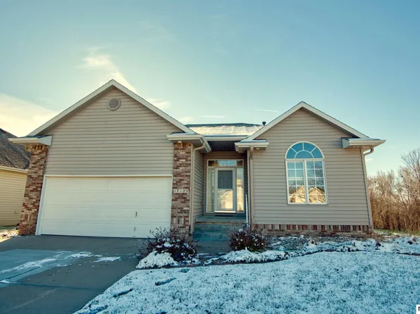 17125 Lafayette Cir, Omaha, NE 68118