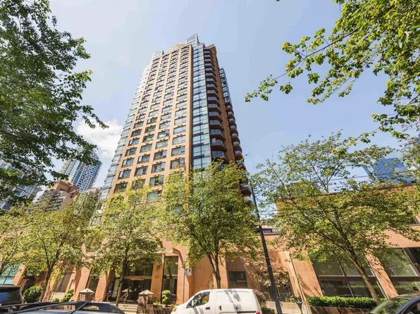 1189 Howe St #2103, Vancouver, BC V6Z 2X4