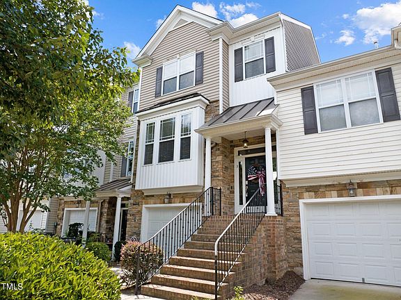 3rd image of 9905 Precious Stone Dr