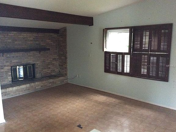 3rd image of 4719 Dutton Dr