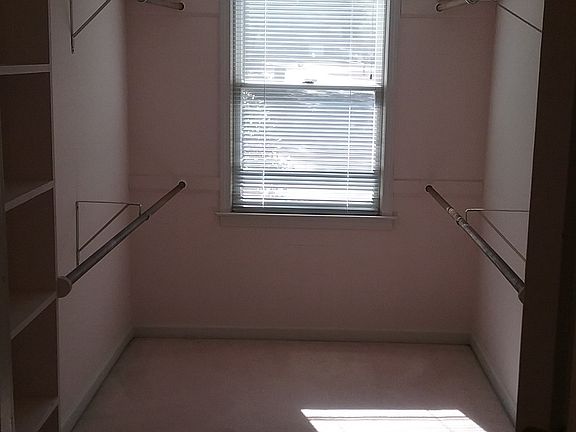 5th image of 111 Eastwick Ct
