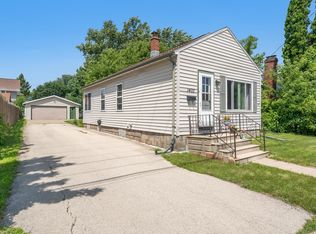 1407 N Meade St, Appleton, WI 54911
