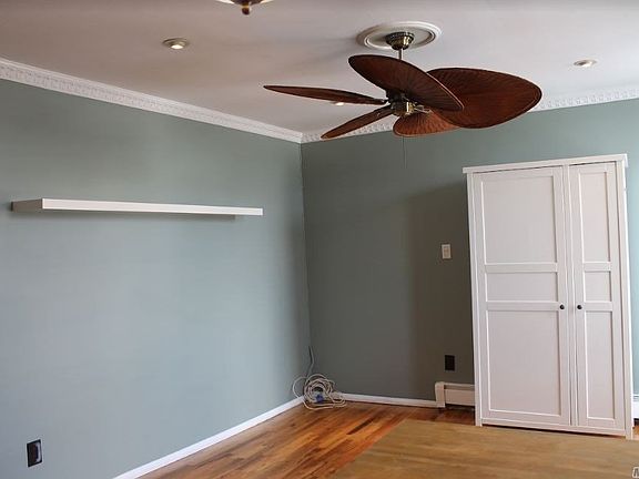 3rd image of 1417 31st Ave APT 4C