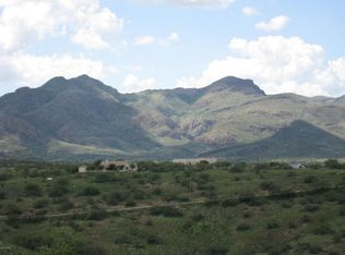 1569 Circulo Jacona, Rio Rico, AZ 85648