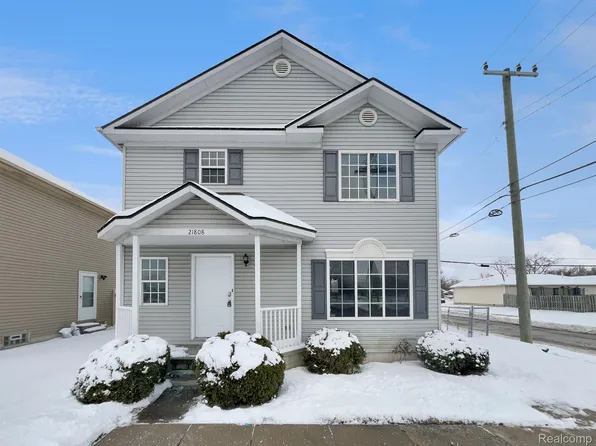 21808-15 Mile Rd, Clinton Township, MI 48035