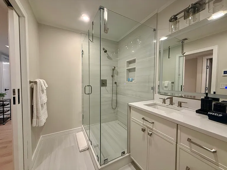 14 Bernard Cir — Photo 39