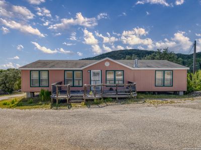 632 Ledge Rock, Lakehills, TX, 78063