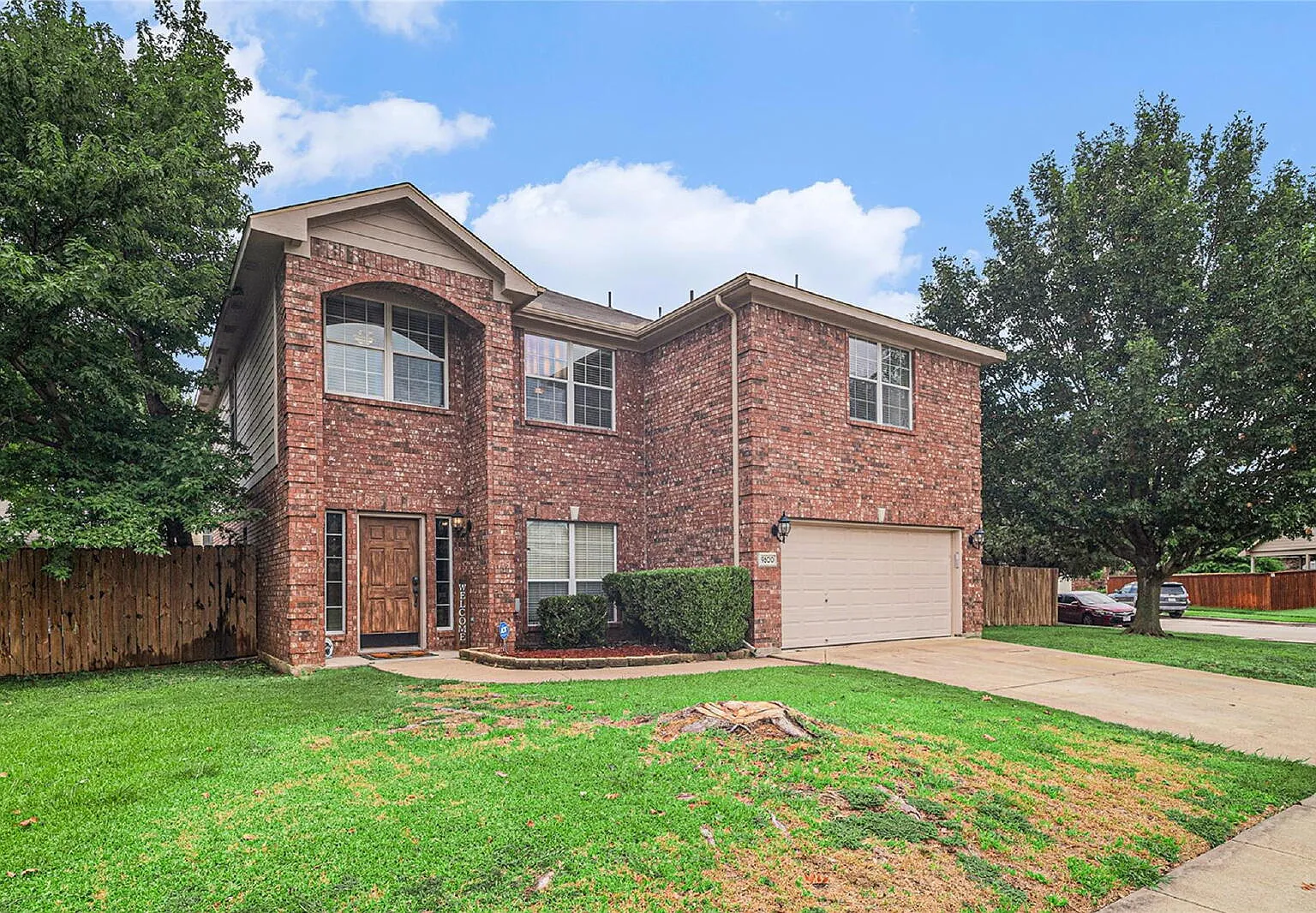 5 bed, 2.5 bath, 2912 sqft, $2,450 — Photo 3