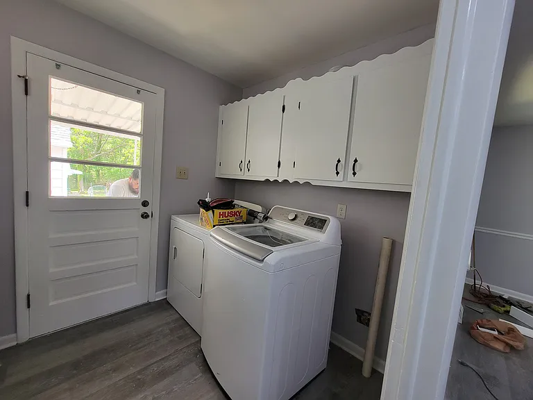 15704 Meridian Ave — Photo 14