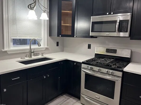 2 Maple St #2, Dorchester, MA 02121