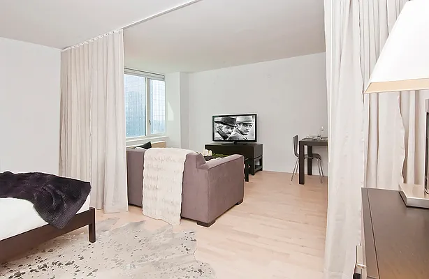 Rented by Sieber International | media 47