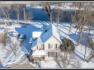 211 E Wolf River Ave, New London, WI 54961