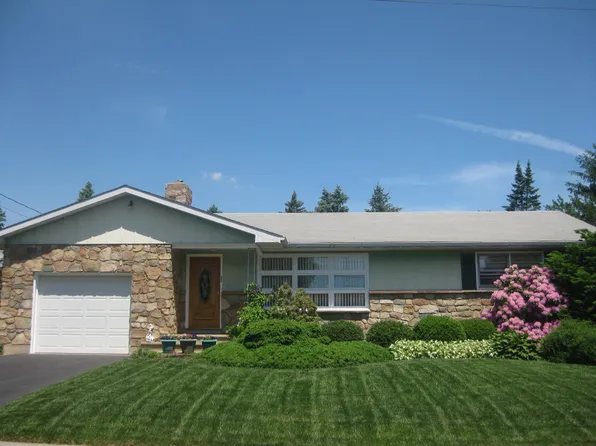 803 Charles Rd, Phillipsburg, NJ 08865