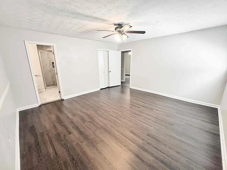 1552 Blackwell Rd — Photo 16