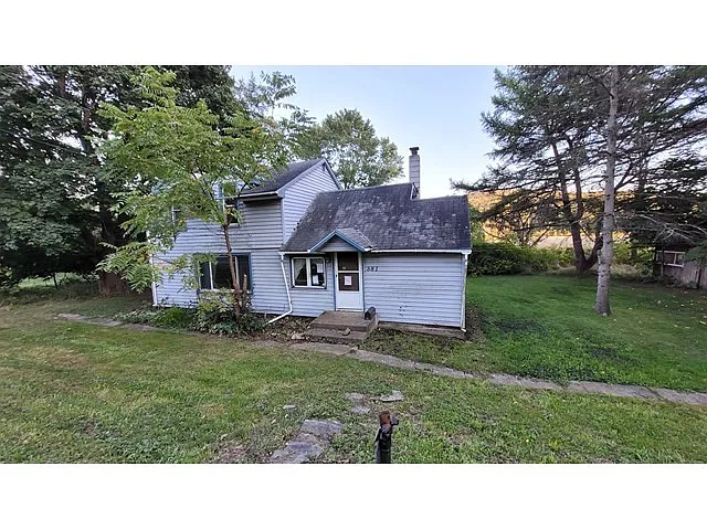 581 Candor Rd photo 1