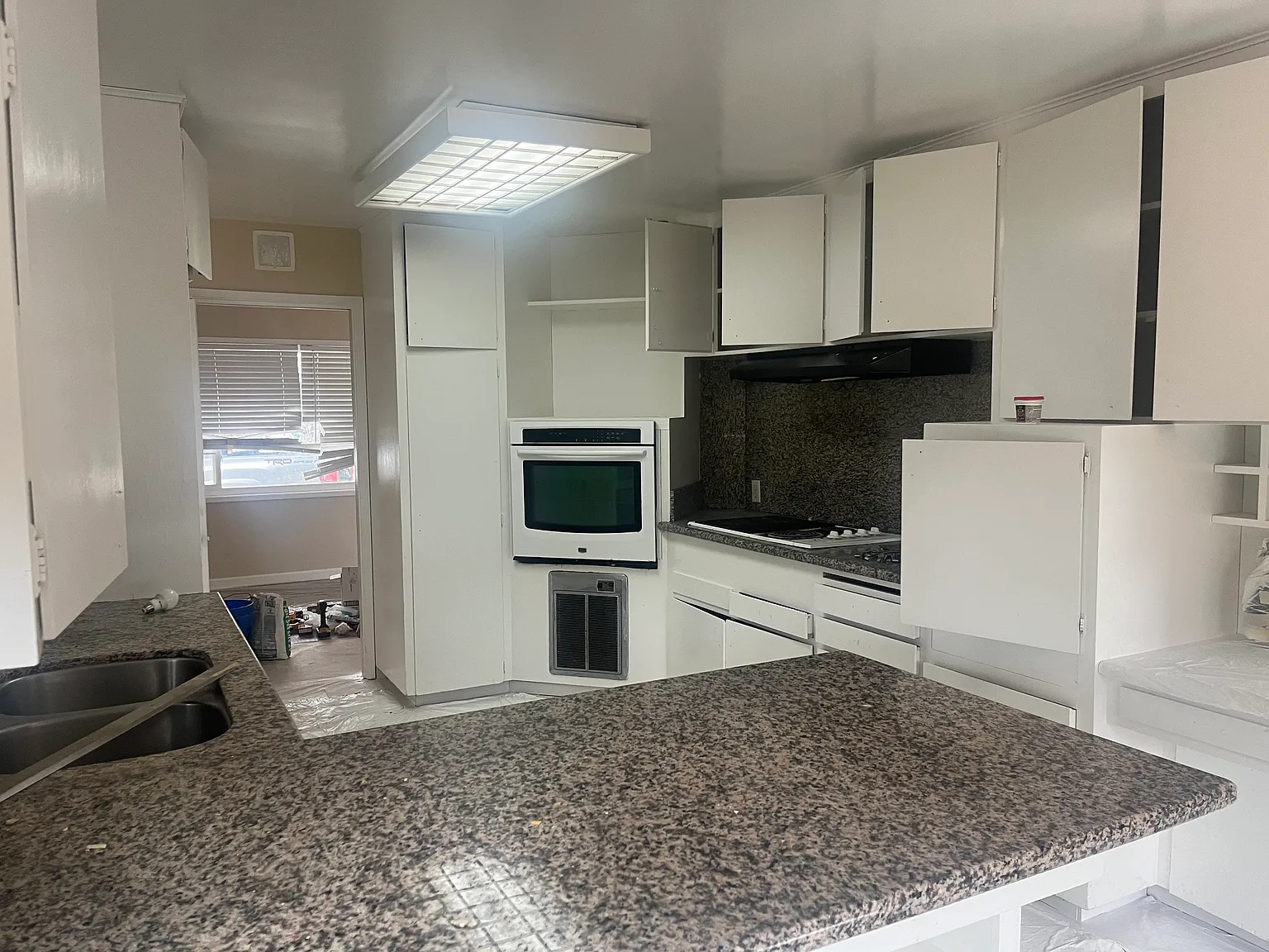 3 bed, 1644 sqft, $3,200 — Photo 3