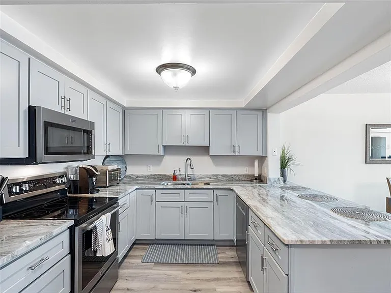 1460 Gulf Blvd #308 — Photo 8
