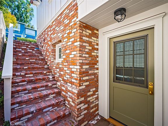 4th image of 2851 Terry Rd
