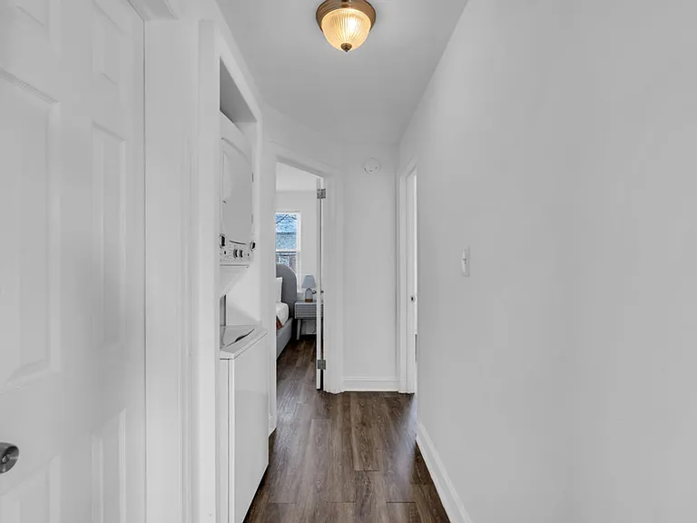 Maple Court Apartments — Photo 54