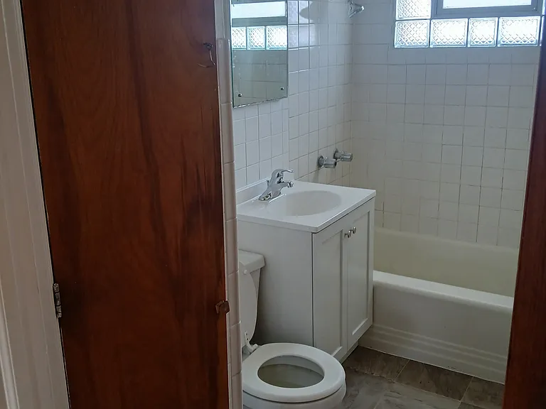 9231 W Wisconsin Ave #1 — Photo 8