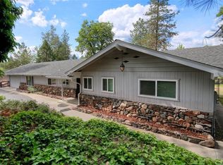 39769 Pine Ridge Rd, Oakhurst, CA 93644