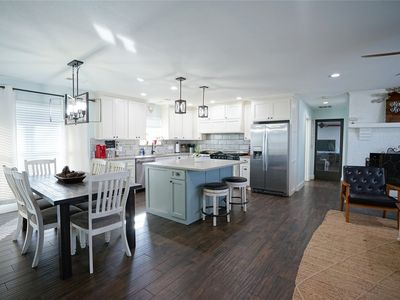 506 Main St, Lake Dallas, TX, 75065