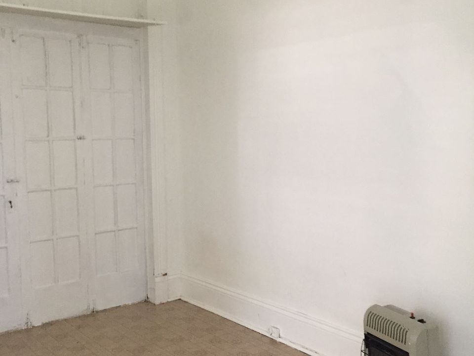 2nd image of 2801 Esplanade Ave APT B