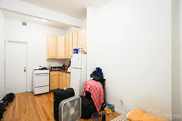 Rented by City Connections Realty