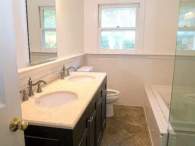 12 Hickory Ln — Photo 7