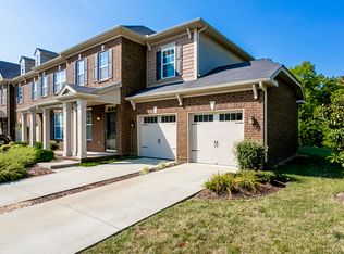 2068 Traemoor Village Dr, Nashville, TN 37209