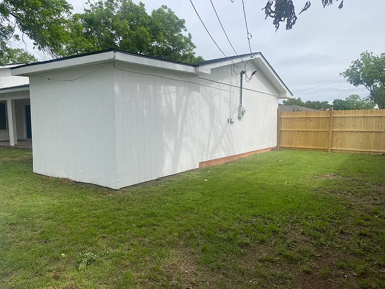 4501 Hughes Dr — Photo 43