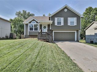 9102 E 52nd Ter, Kansas City, MO 64133