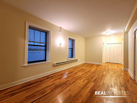 3rd image of 1347 N Dearborn St #1347203