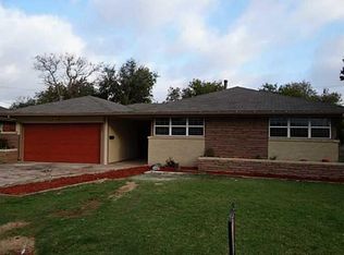 2525 Manchester Dr, Oklahoma City, OK 73120