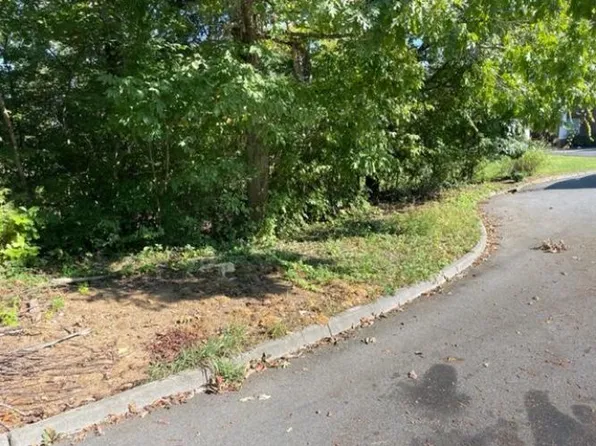 5422 Canova Ct, Kingsport, TN 37664