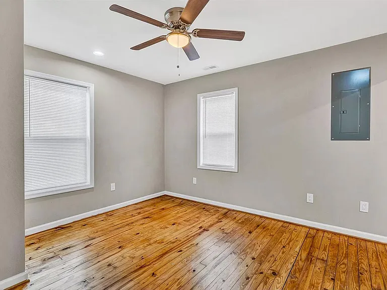 1423 Varnell Ave NE — Photo 11