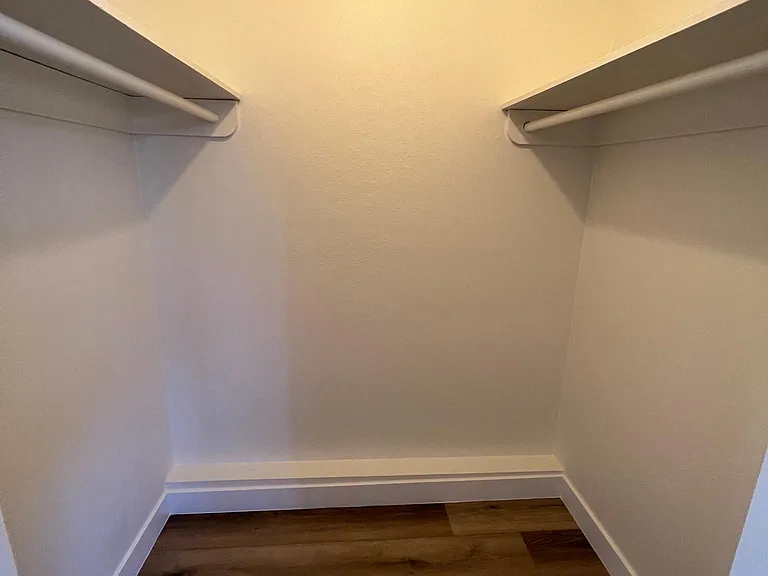 537 Ramona Ave — Photo 12
