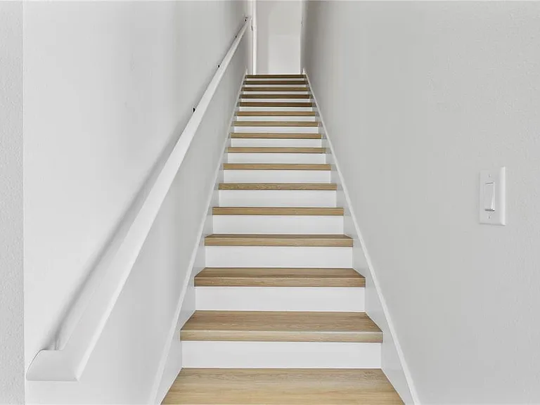 1903 W Bristol Ave #2 — Photo 14