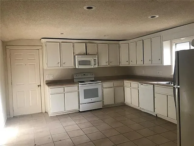 510 Sunset Dr — Photo 7