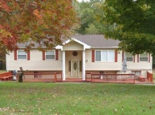 113 Cloudcrest Dr, Hawley, PA 18428