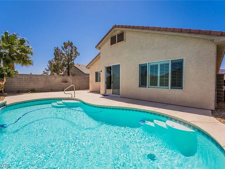 3230 Orange Sun St — Photo 21