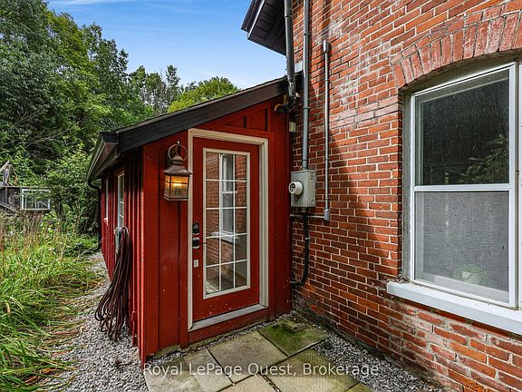 4th image of 1289 Graham Rd