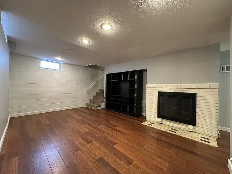 4061 Vernon Ave S — Photo 9
