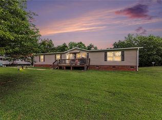 1679 Flat Shoals Rd, King, NC 27021