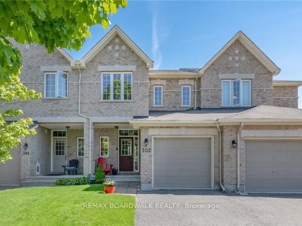 302 Grey Seal Cir, Ottawa, ON K1V 2H3