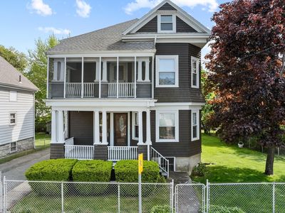 365-367 Ames St, Fall River, MA, 02721