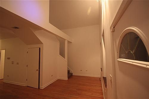 5th image of 1649 N Paulina St #3REAR