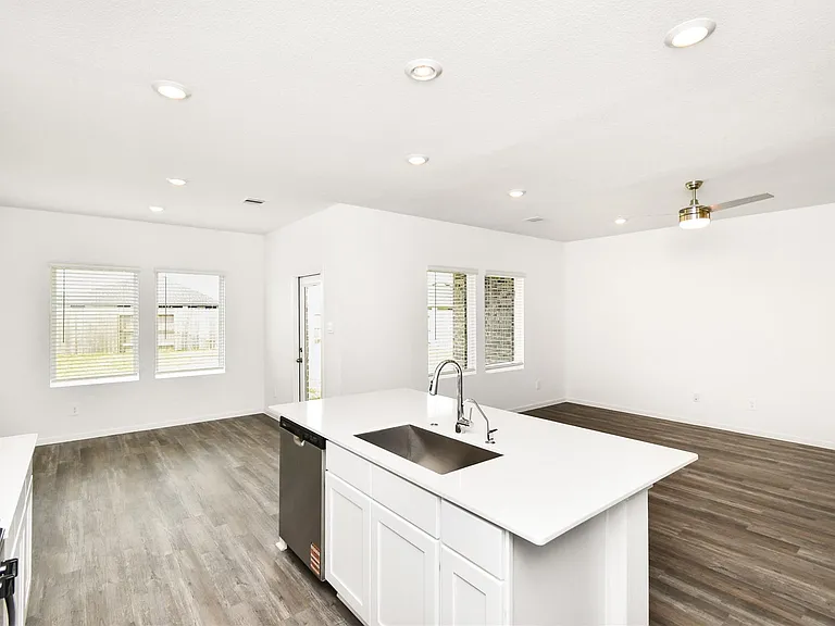27607 Hudson Sands Ln — Photo 8